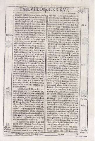 913
