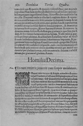 952