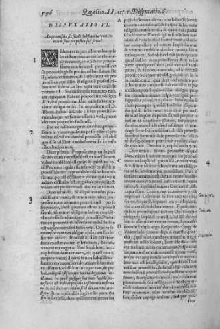596