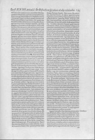 893