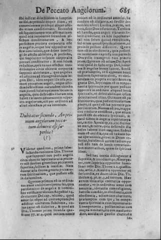 685