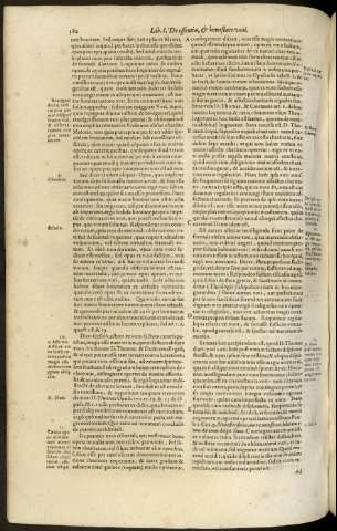 562