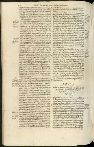 572