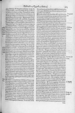 573