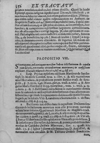 352