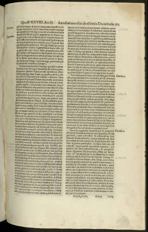 913